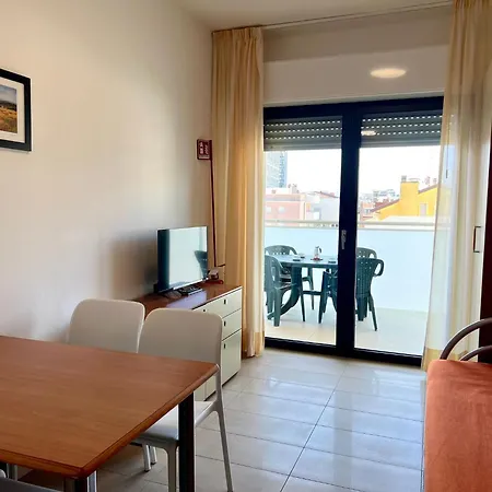 アパート For Four Guests In A Prime Location
